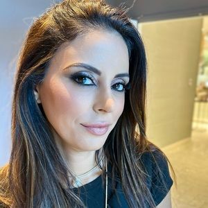 Meet your Posher, Mariana